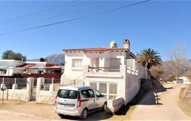 1 BañoBathrooms,Casa,En Venta,1423