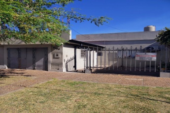 0 , 0 ,1 BañoBathrooms,Casa,En Venta,0,1569